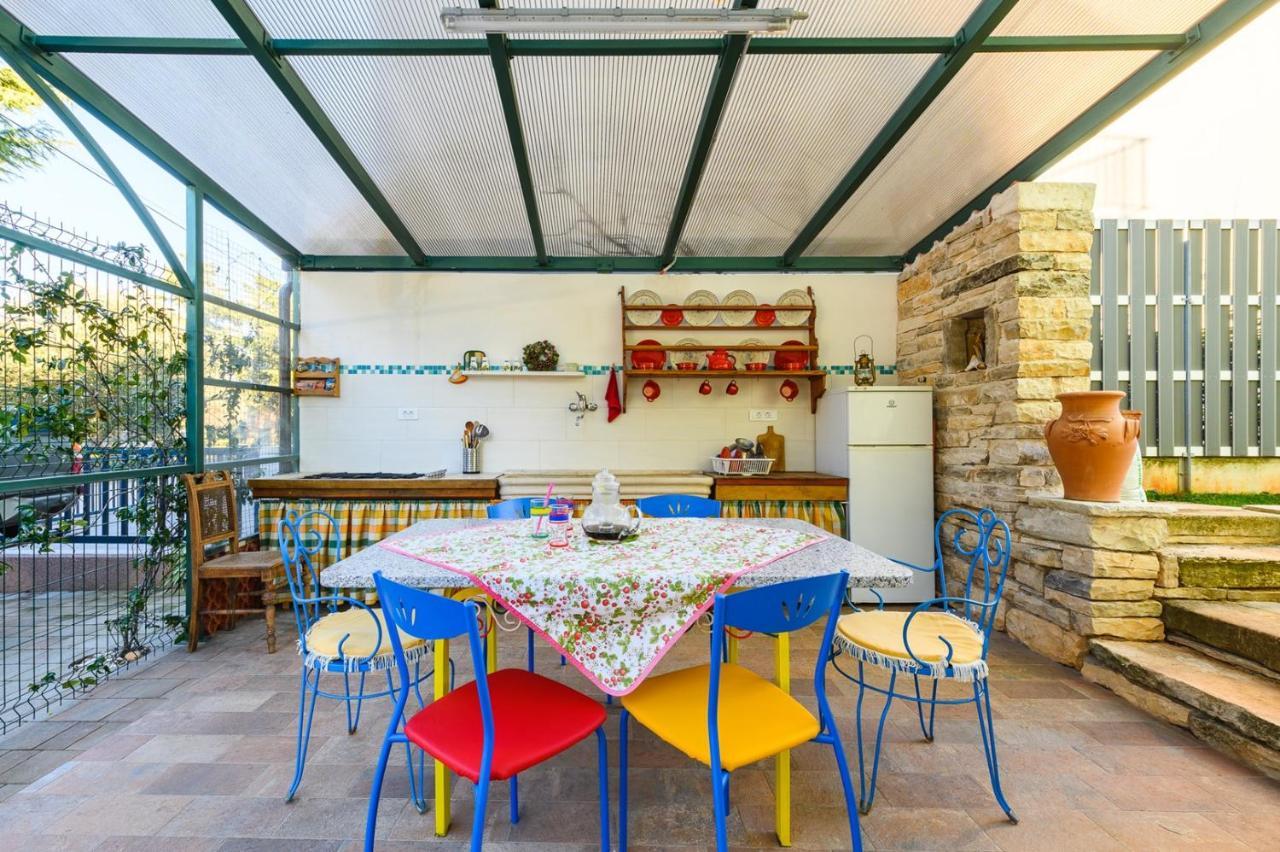 Andrea House With Apartments Umag Extérieur photo
