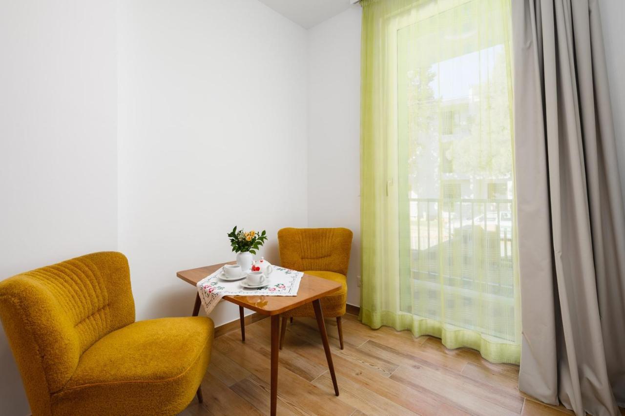Andrea House With Apartments Umag Extérieur photo