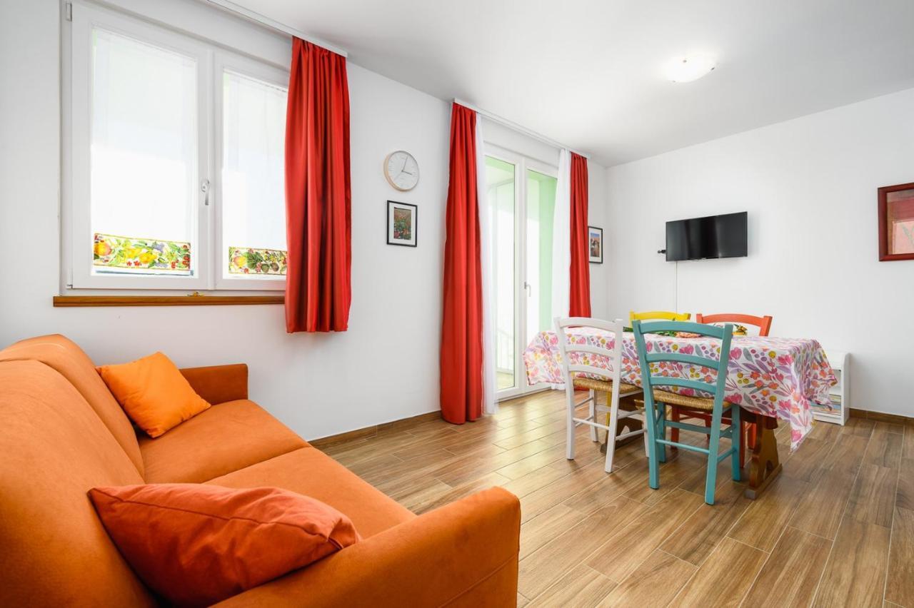 Andrea House With Apartments Umag Extérieur photo